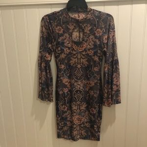 Beautiful dress never worn